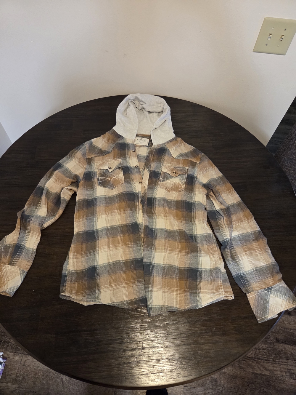 BKE Vintage Hooded Plaid Flannel BKE Plaid Hooded Shirt Jacket in Brown and Gray